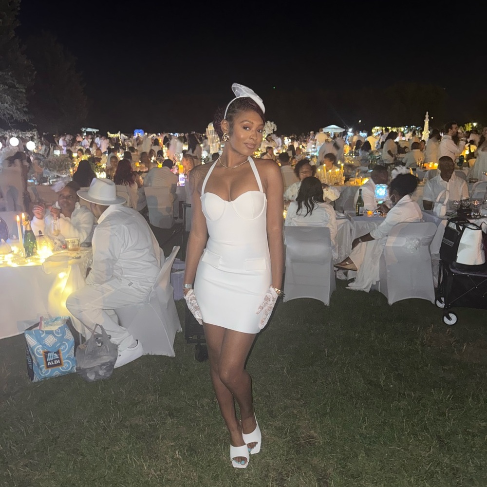 Elegant White Halter Dress with Fascinator